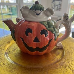 Fitz & Floyd “Omnibus” Halloween Pumpkin & Ghosts Teapot
